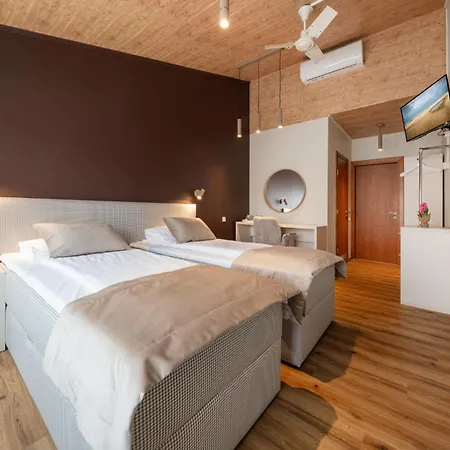 Aismares Guest house 3*