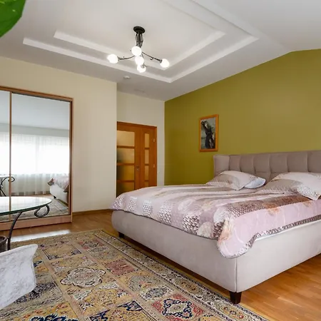 Aismares 3*