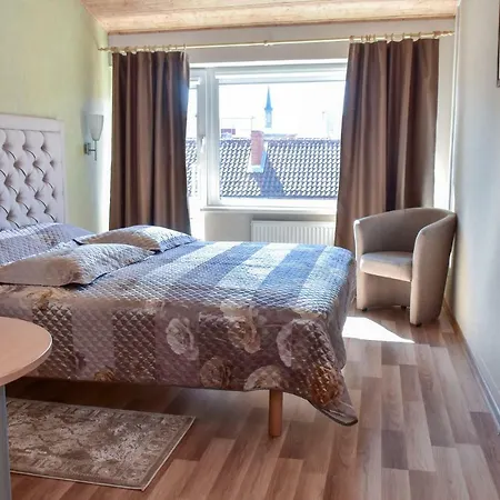 Aismares Guest house